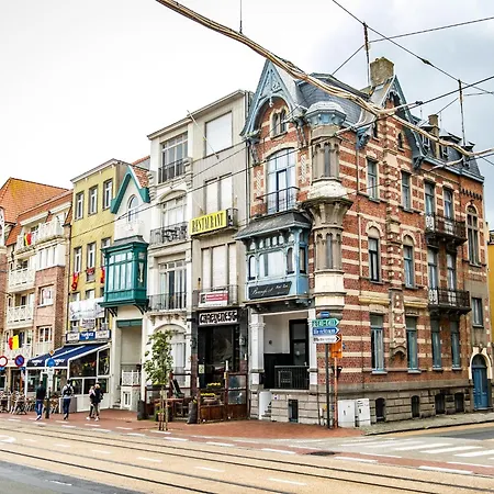 Magnific In Near Beach, Cleaning Included Holiday home Blankenberge