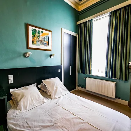 Magnific In Near Beach, Cleaning Included * Blankenberge